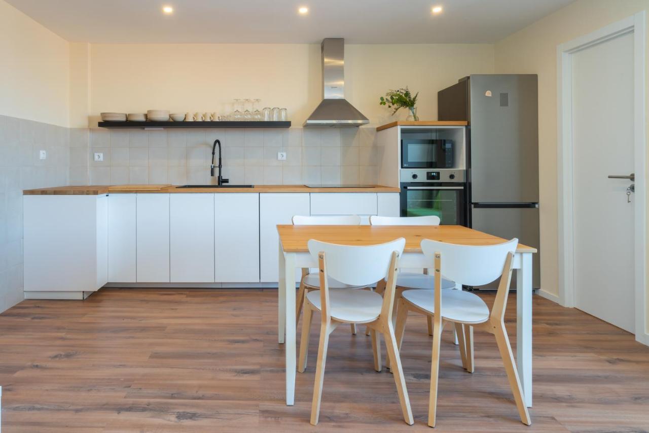 Host Wise - Fantastic Contemporary Flat W Balcony Apartment Порто Екстериор снимка