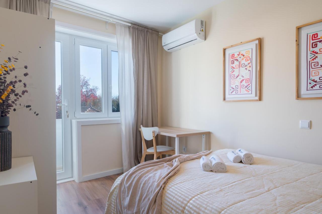 Host Wise - Fantastic Contemporary Flat W Balcony Apartment Порто Екстериор снимка